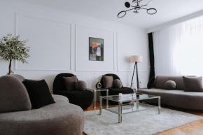 French Nest Apartment Prishtina